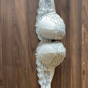 Victoria’s Secret Dream Angels Multiway Bra (34DD)